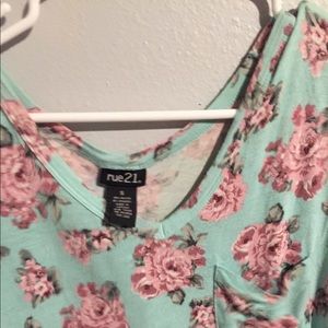Soft floral tee